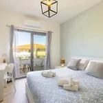 Agua Dorada Boutique